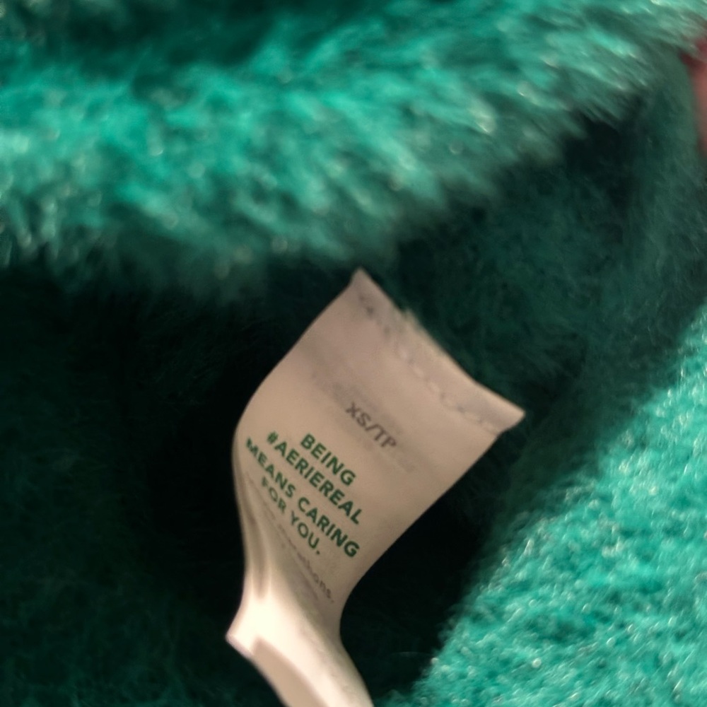 Cropped Aerie Sweater - Picture 3 of 3